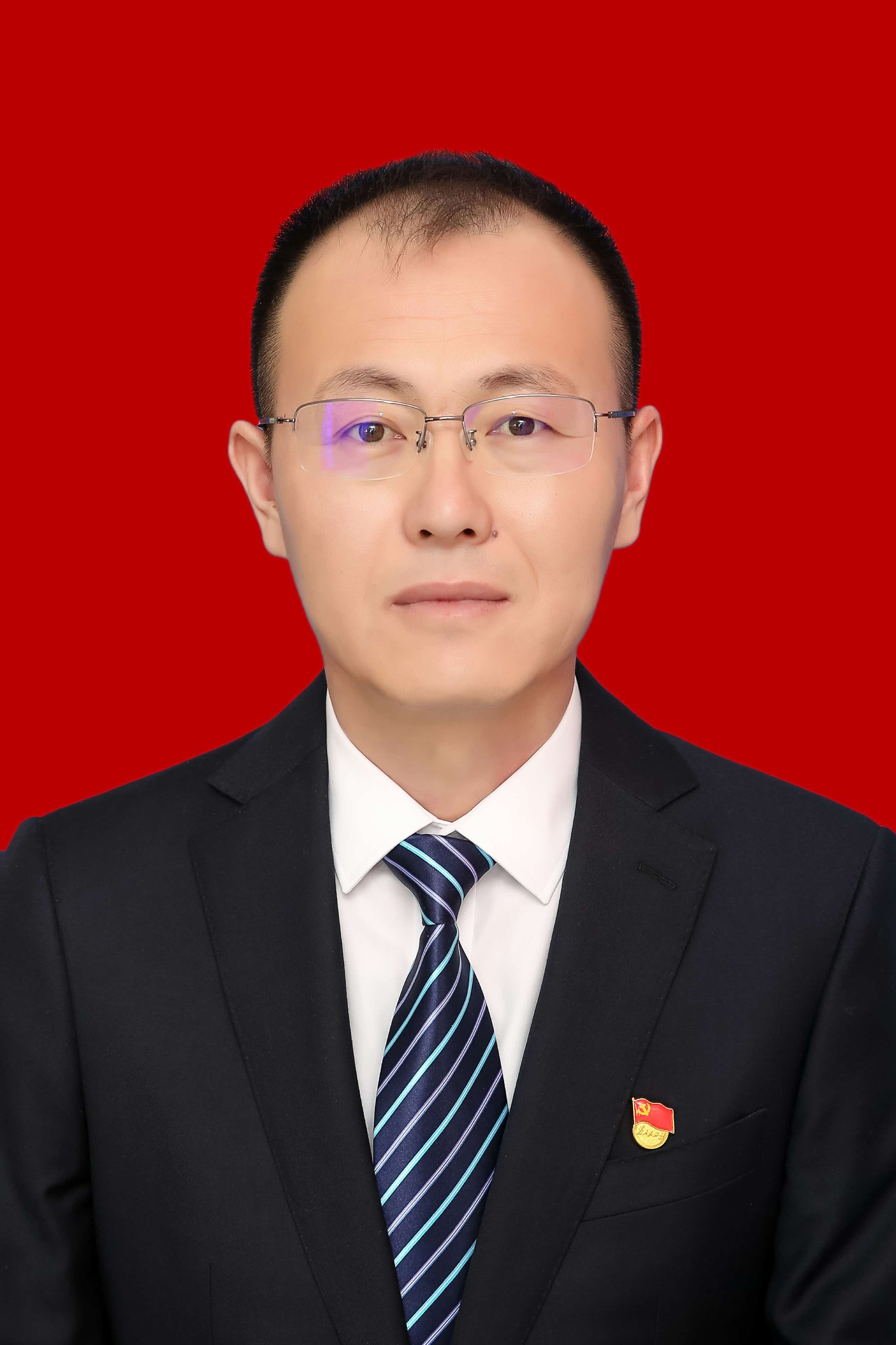 王晓震